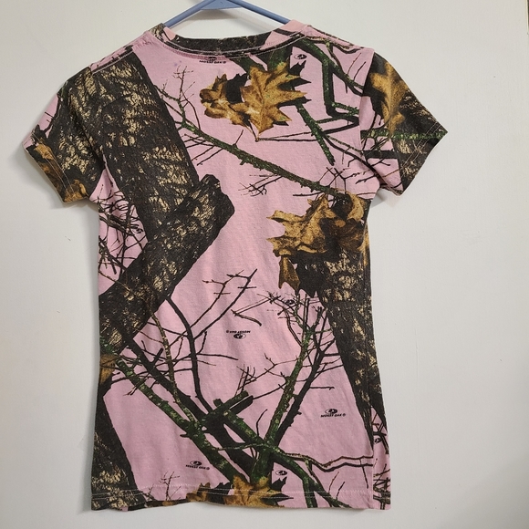 Mossy Oak Tee by Paramount Outdoors Pink Oak - Picture 3 of 5